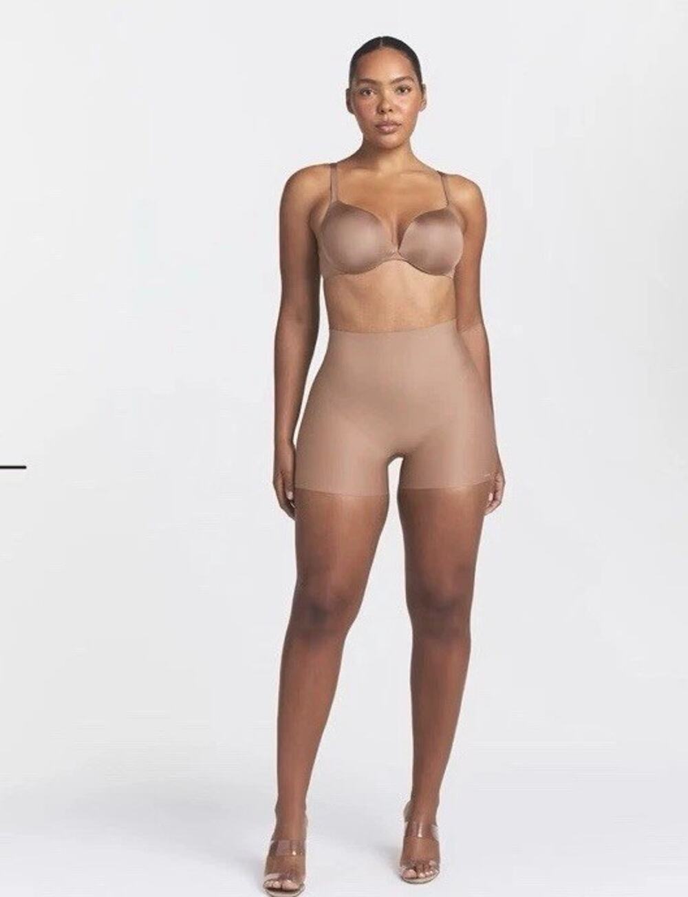 SKIMS BODY CORE SCULPT SHORTIE Sienna Sz M NEW $78